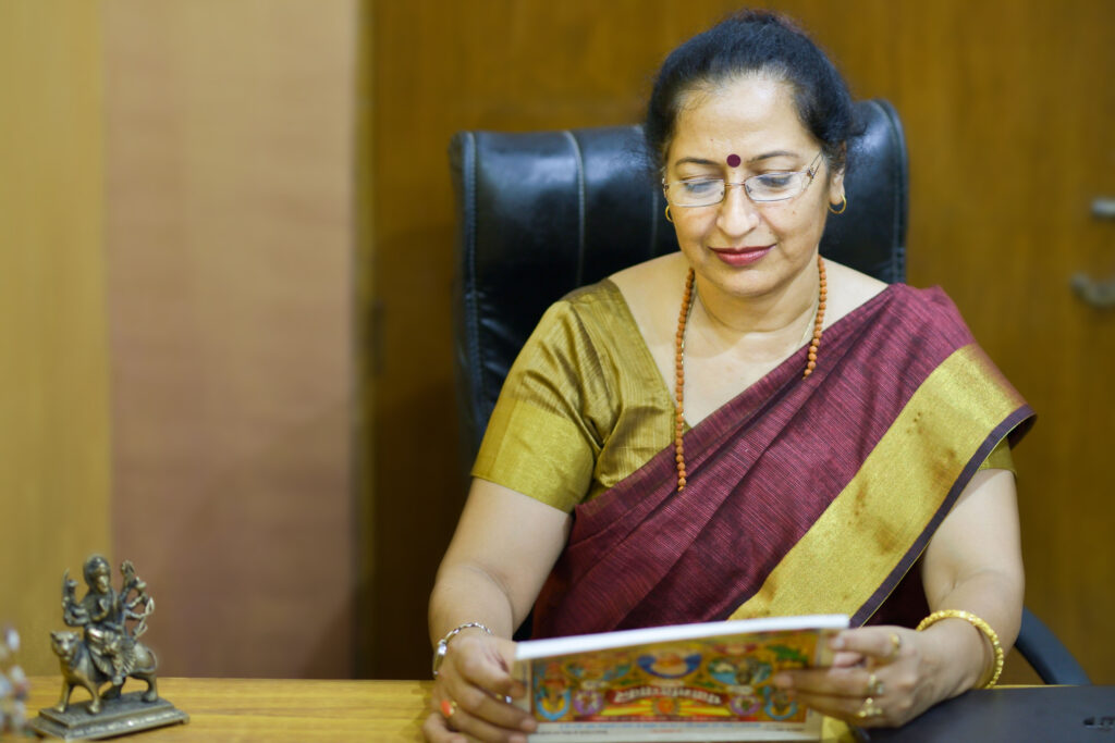 Best Astrologer in Delhi – Astrologer Shashi